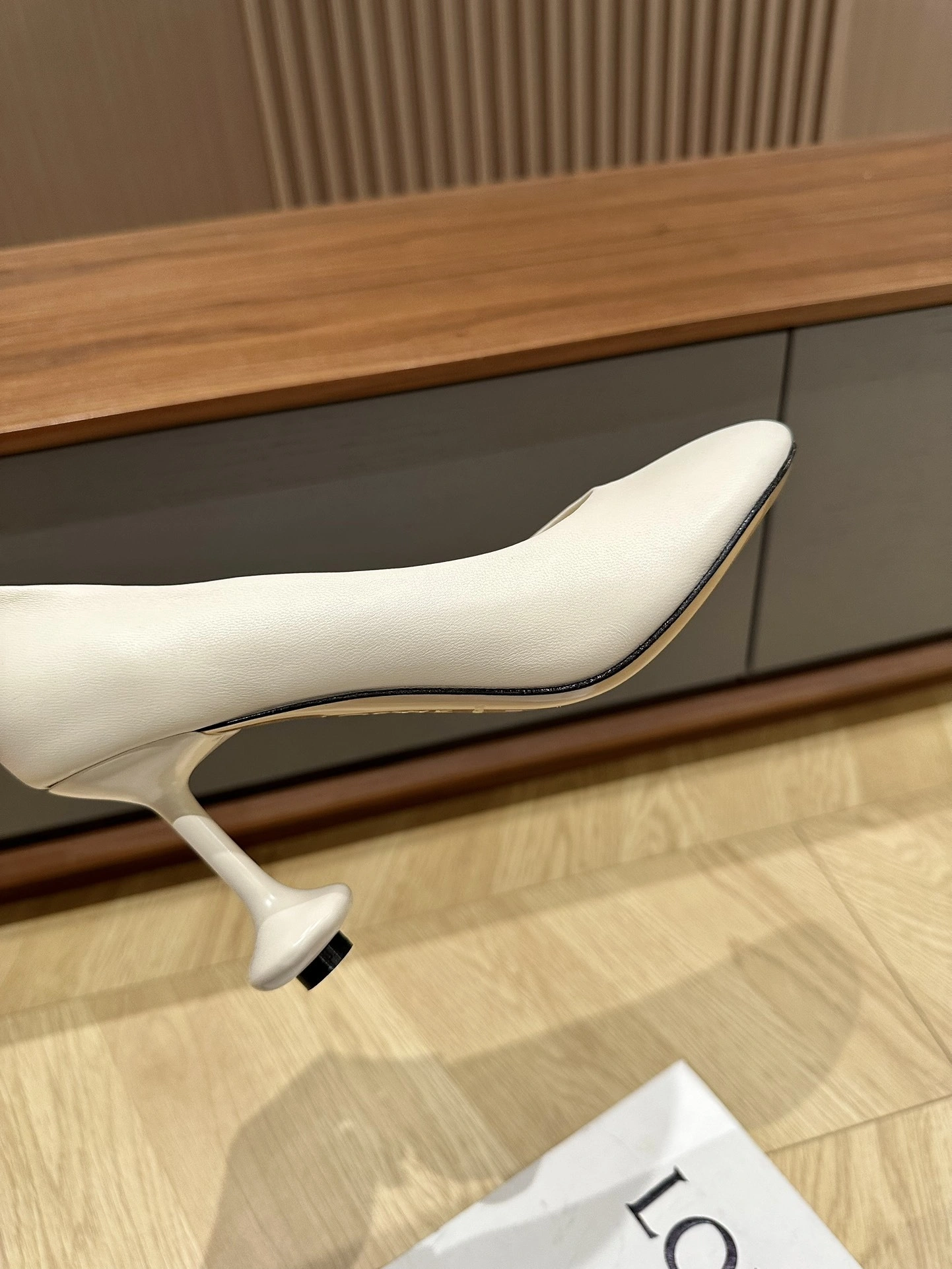 COCO-- 8o5w5 L814S01X64-2100 Calfskin sheepskin Heel height：8.5CM item:E-X000C2013
